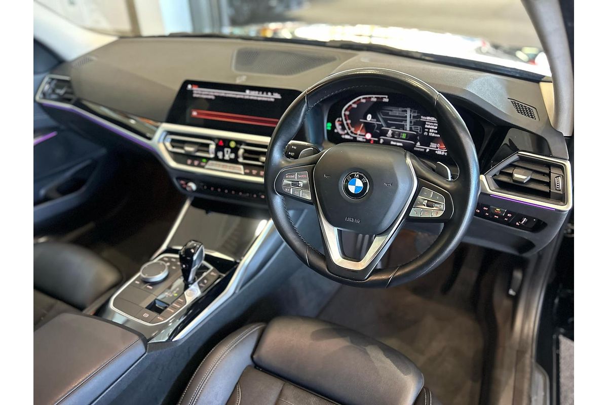 2022 BMW 3 Series 320i Sport Collection G20