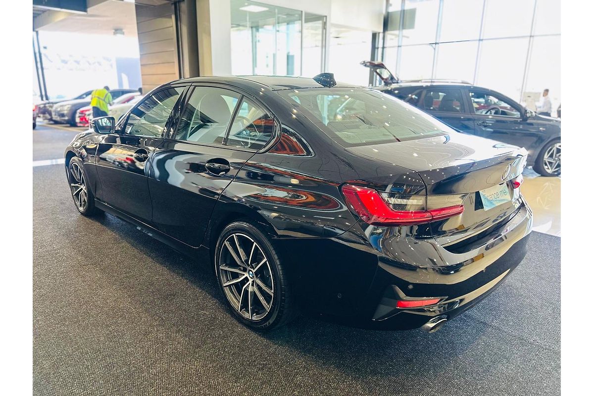 2022 BMW 3 Series 320i Sport Collection G20