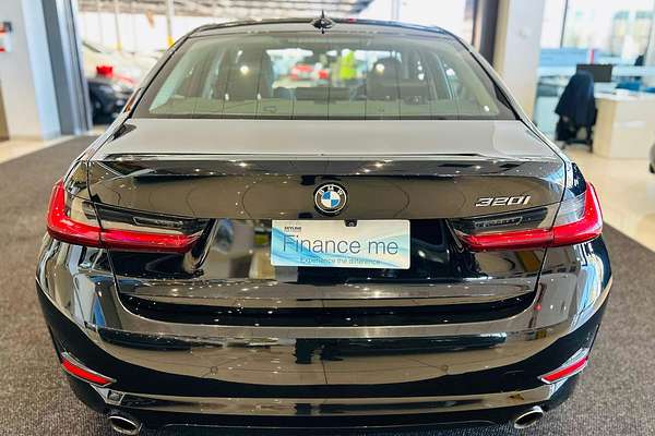 2022 BMW 3 Series 320i Sport Collection G20