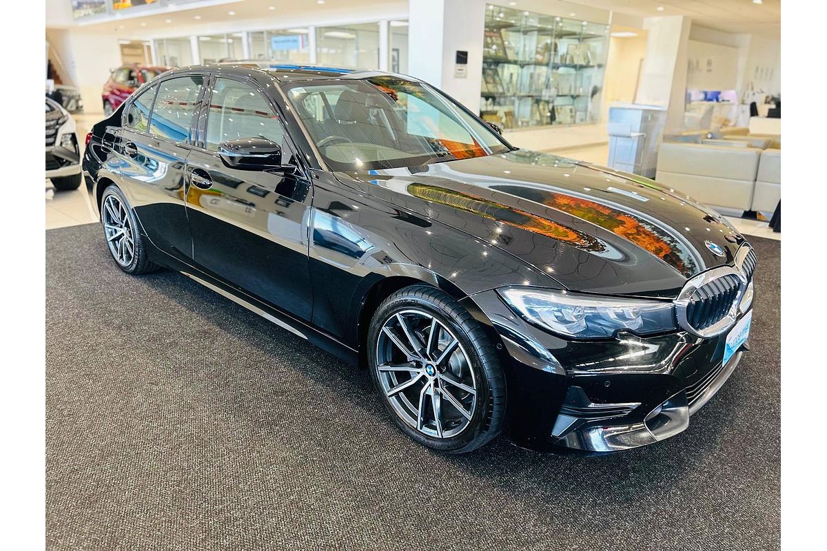 2022 BMW 3 Series 320i Sport Collection G20