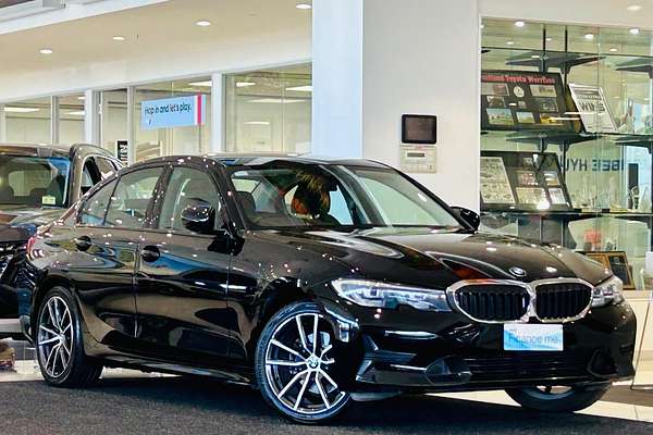 2022 BMW 3 Series 320i Sport Collection G20