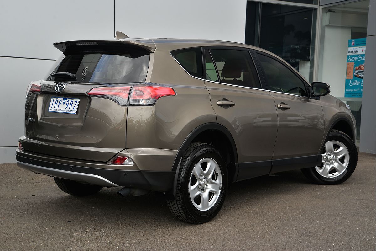 2018 Toyota RAV4 GX ZSA42R
