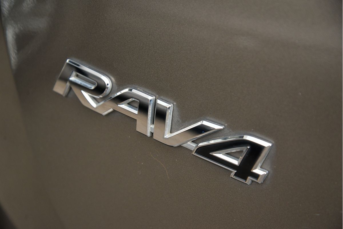 2018 Toyota RAV4 GX ZSA42R