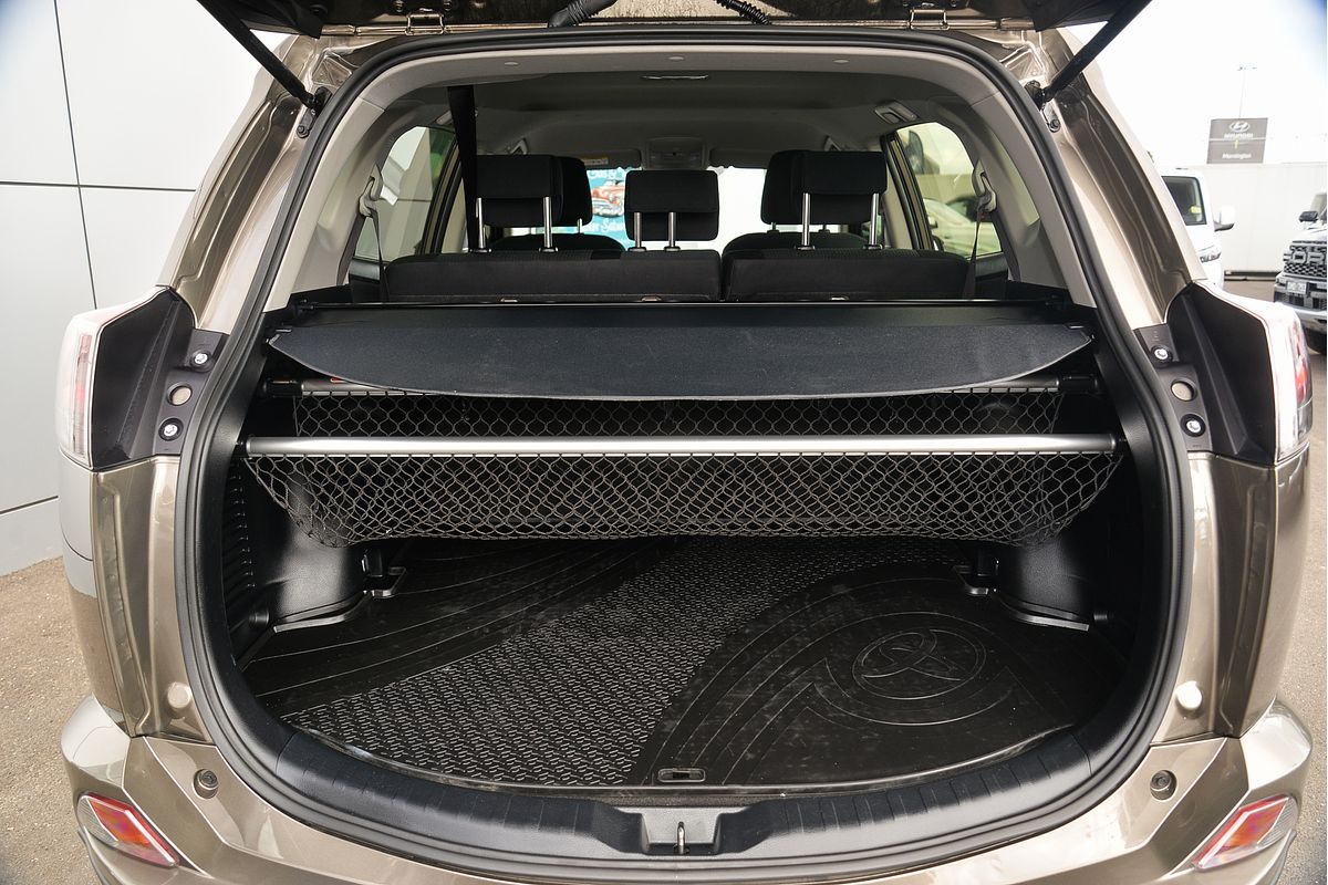 2018 Toyota RAV4 GX ZSA42R