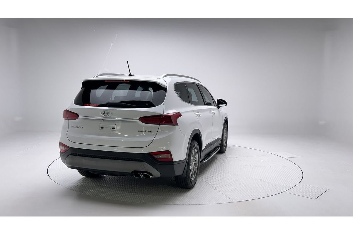 2020 Hyundai Santa Fe Active TM.2