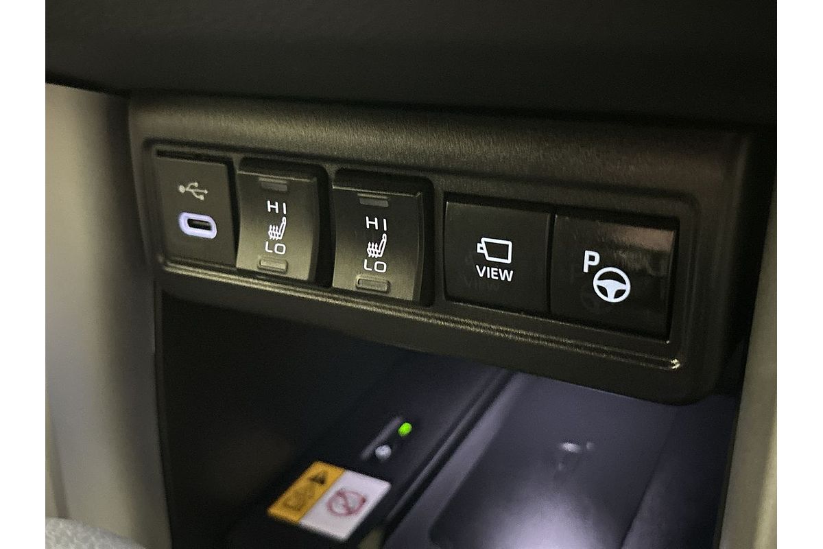 2024 Toyota Corolla Cross Atmos MXGH10R