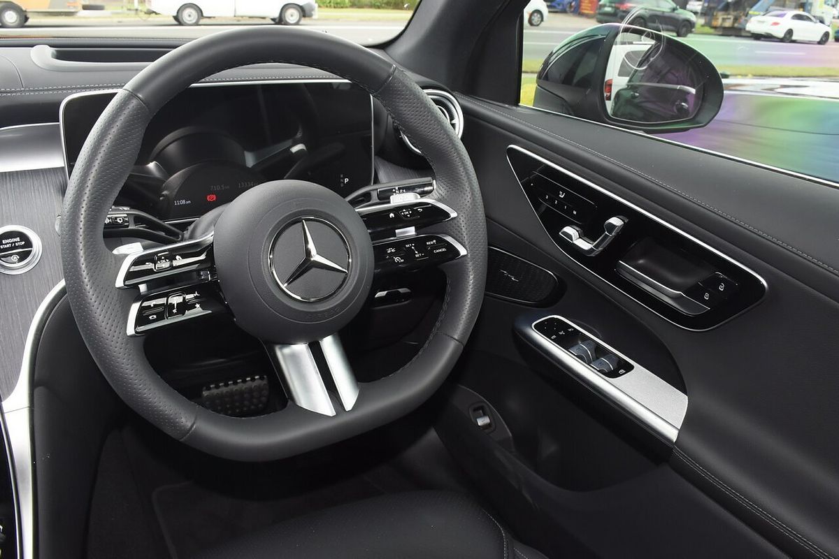2024 Mercedes-Benz GLC-Class GLC300 X254