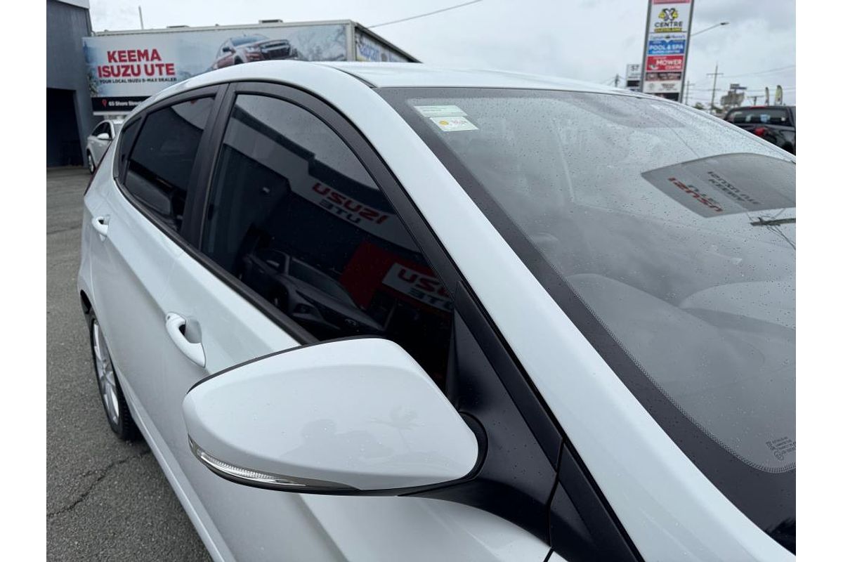2018 Hyundai Accent Sport RB6
