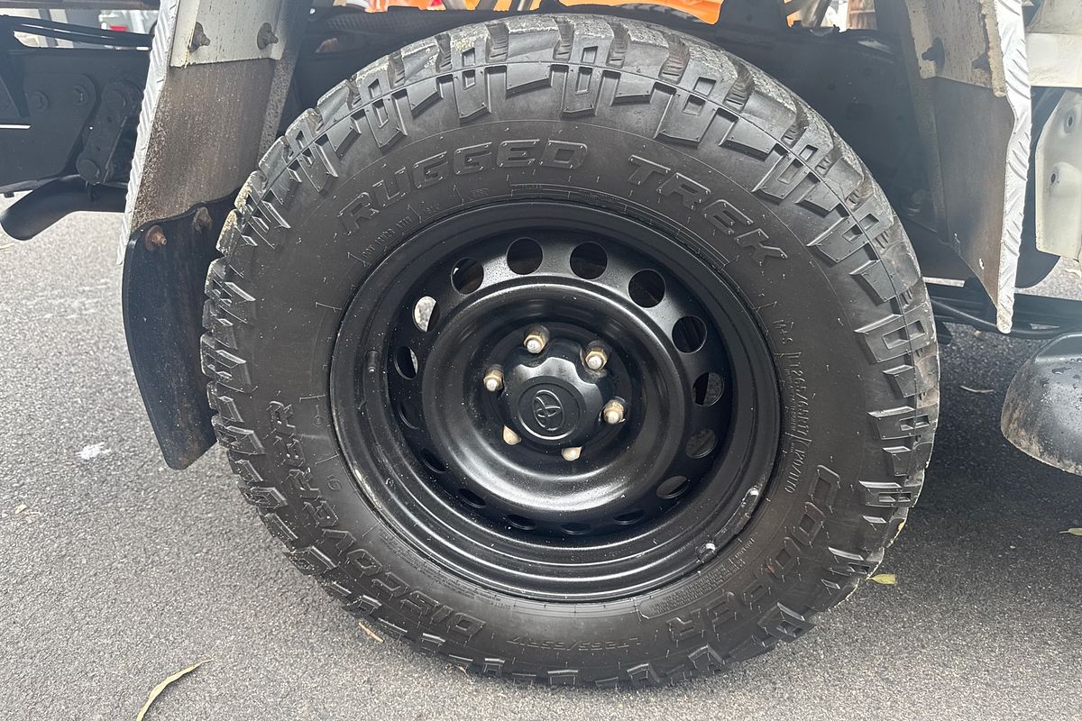 2021 Toyota Hilux SR GUN126R 4X4