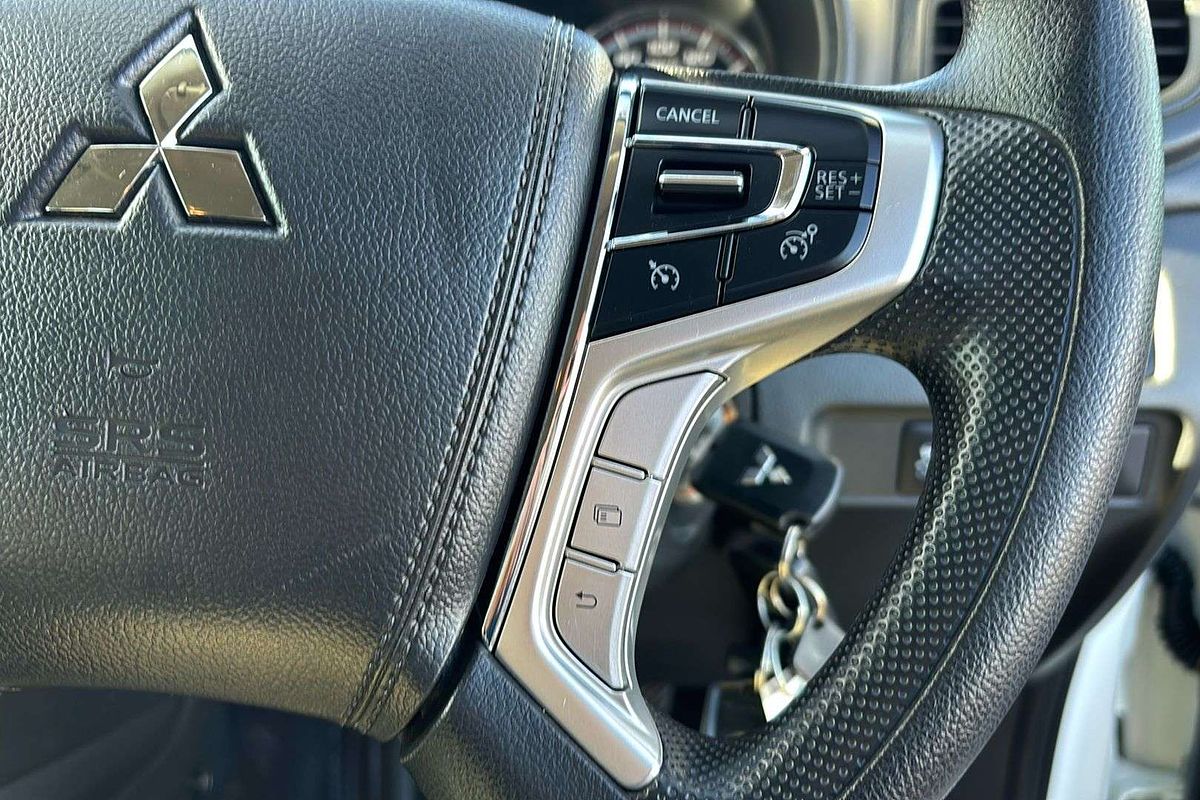 2019 Mitsubishi Triton GLX MR 4X4
