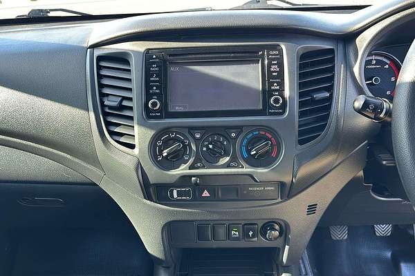 2019 Mitsubishi Triton GLX MR 4X4