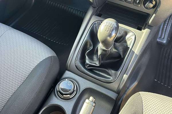2019 Mitsubishi Triton GLX MR 4X4