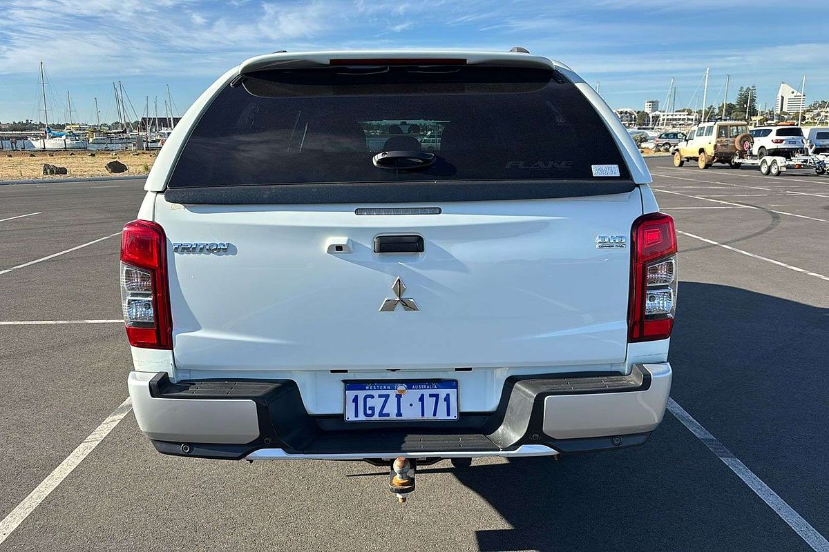 2019 Mitsubishi Triton GLX MR 4X4