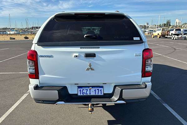 2019 Mitsubishi Triton GLX MR 4X4