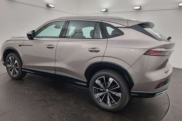2024 MG HS Excite SAS23