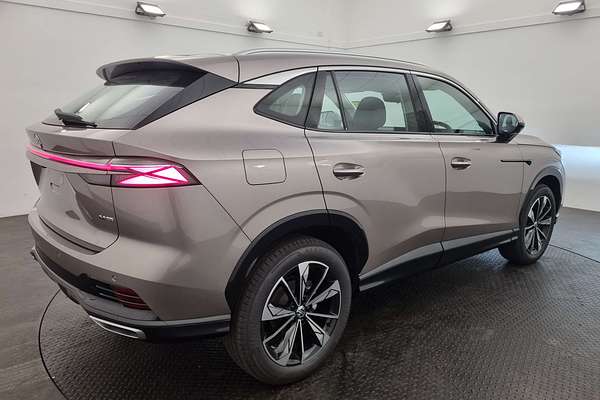 2024 MG HS Excite SAS23