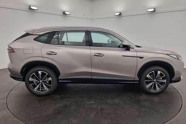 2024 MG HS Excite SAS23