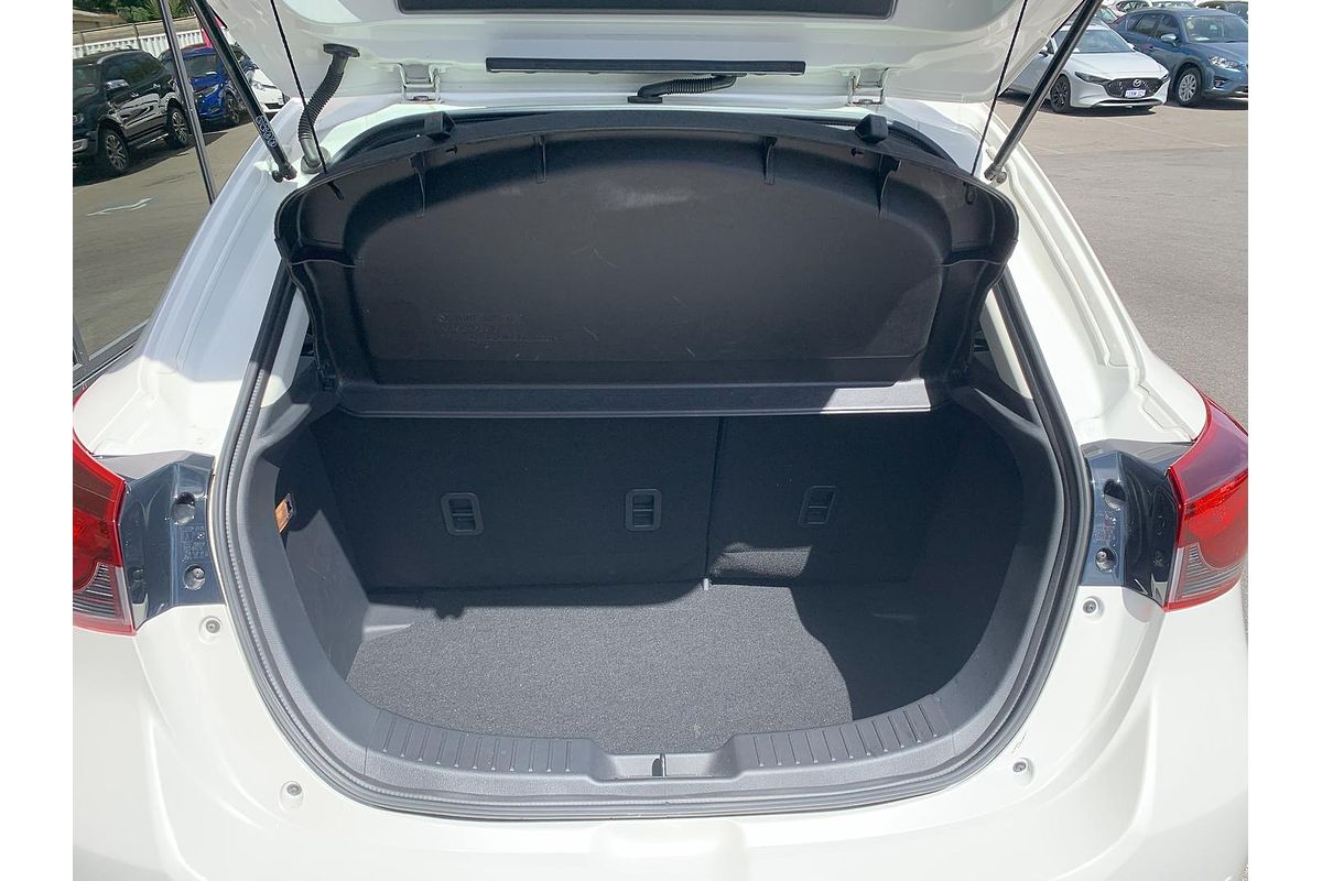 2022 Mazda 2 G15 Evolve DJ Series
