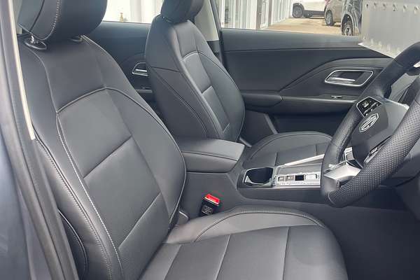 2025 MG ZS
