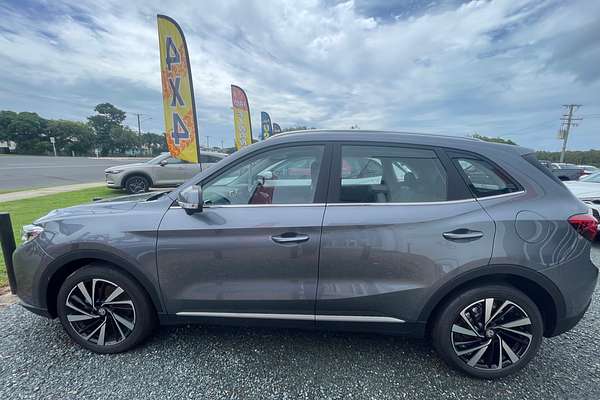 2025 MG ZS