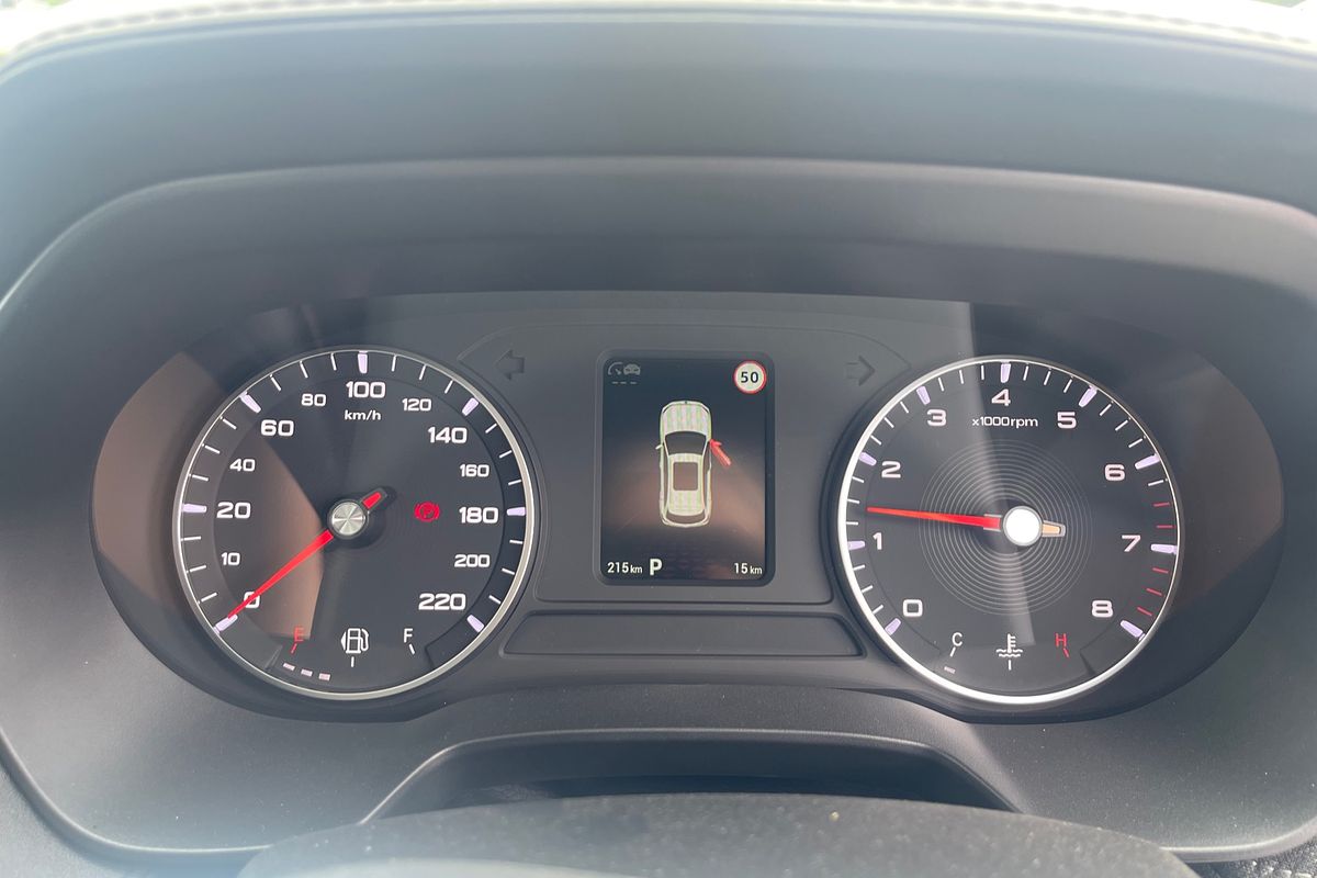 2025 MG ZS