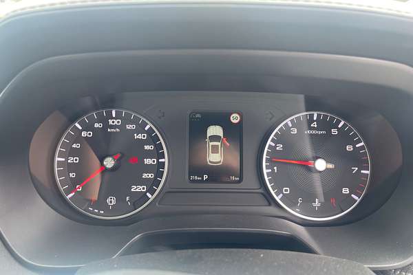 2025 MG ZS