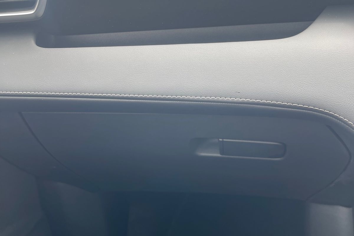 2025 MG ZS