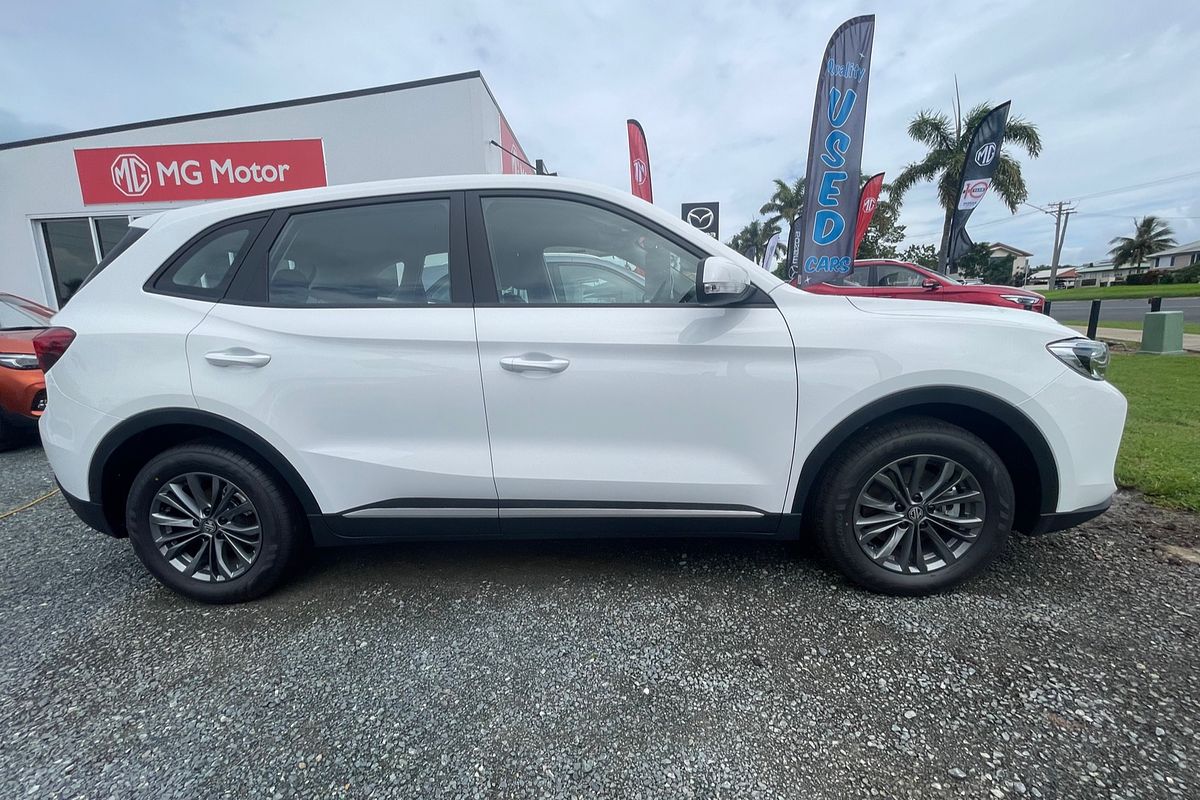 2025 MG ZS
