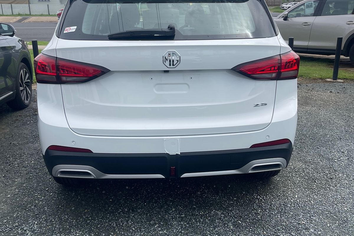 2025 MG ZS