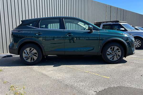 2024 Nissan QASHQAI ST J12