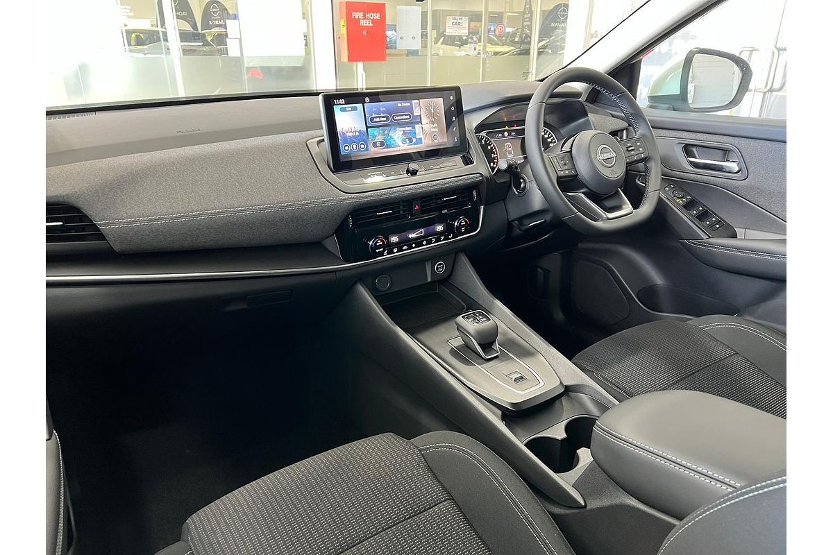 2024 Nissan QASHQAI ST J12