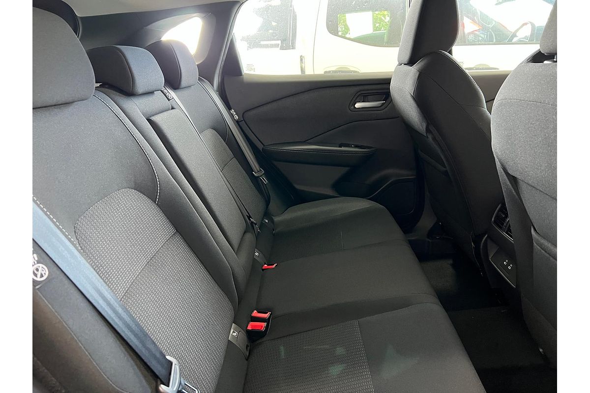 2024 Nissan QASHQAI ST J12