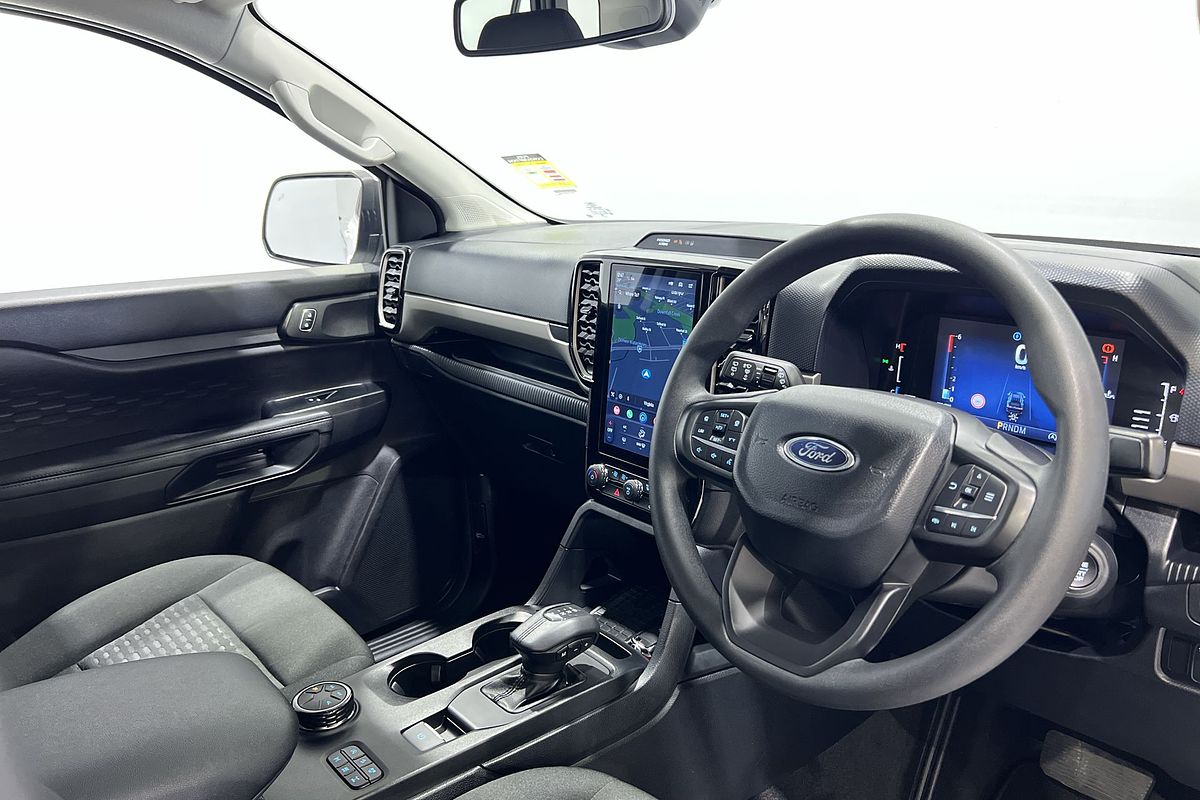 2024 Ford Everest Ambiente