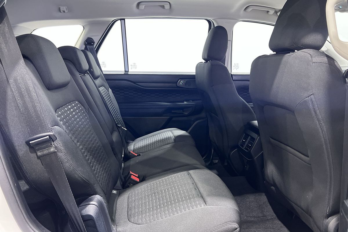 2024 Ford Everest Ambiente