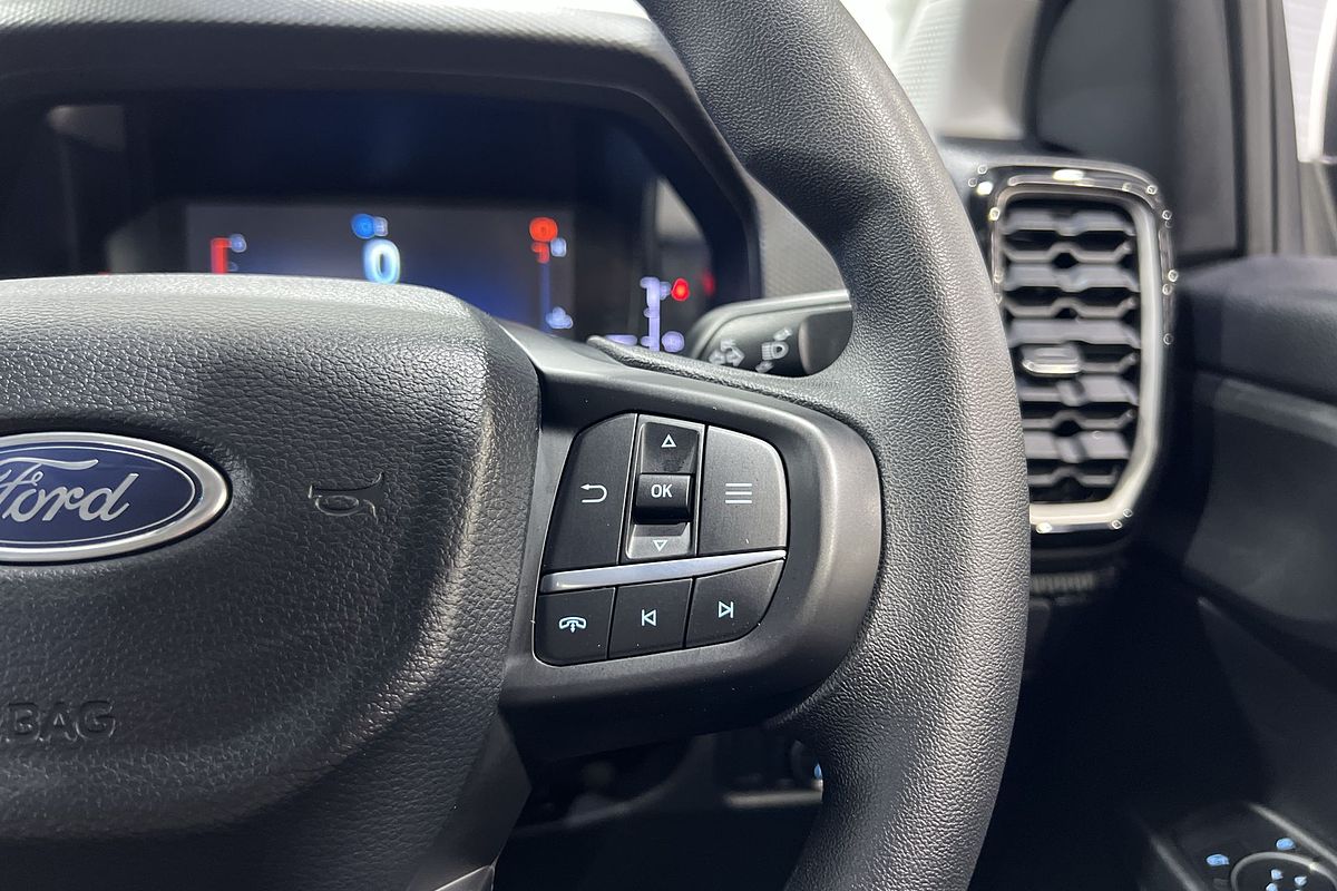 2024 Ford Everest Ambiente