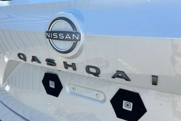2024 Nissan QASHQAI Ti J12