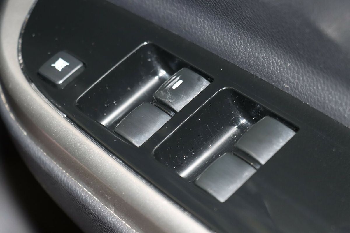 2023 Mitsubishi Triton GLS MR 4X4