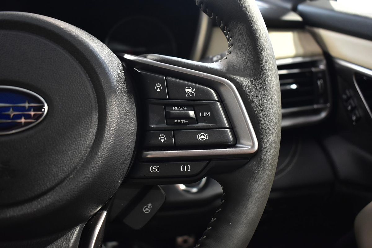 2025 Subaru Outback AWD Touring XT 6GEN