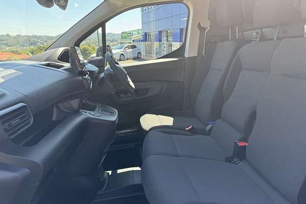 2024 Peugeot Partner Pro Low Roof SWB K9 MY25