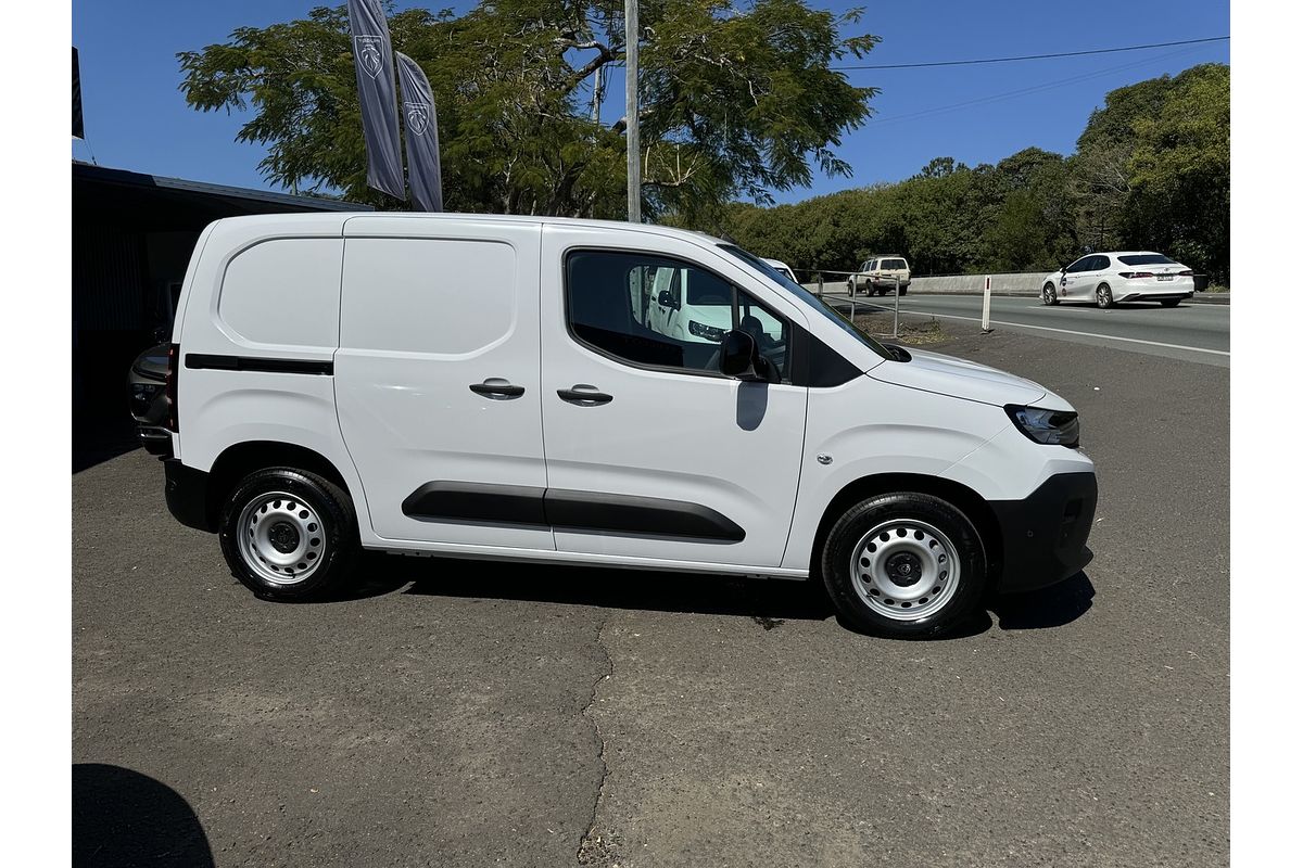 2024 Peugeot Partner Pro Low Roof SWB K9 MY25