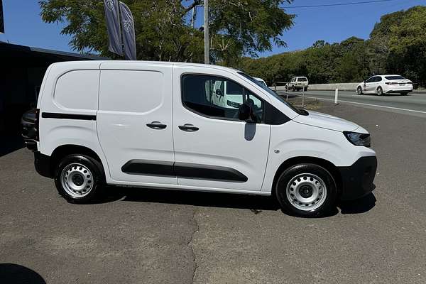 2024 Peugeot Partner Pro Low Roof SWB K9 MY25