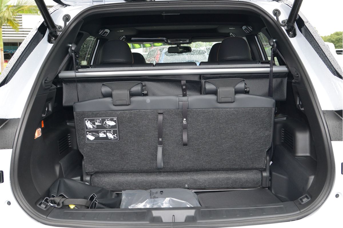 2024 Mitsubishi Outlander PHEV Exceed Tourer ZM