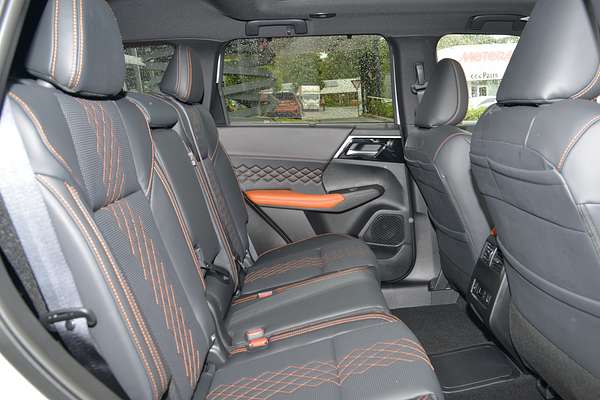 2024 Mitsubishi Outlander PHEV Exceed Tourer ZM