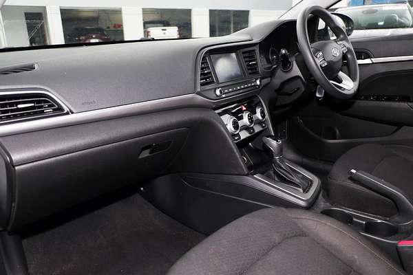 2019 Hyundai Elantra Go AD.2