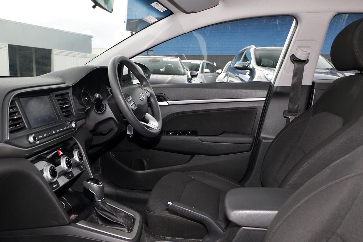 2019 Hyundai Elantra Go AD.2