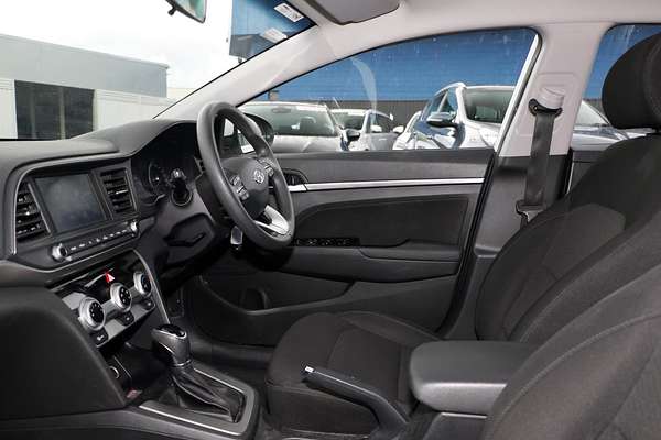 2019 Hyundai Elantra Go AD.2