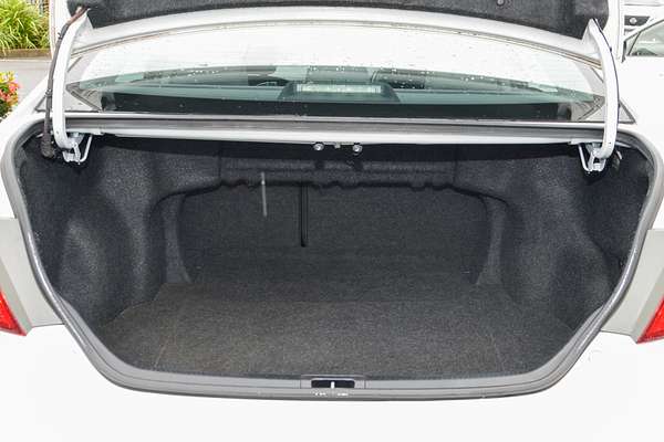 2016 Toyota Camry Altise ASV50R