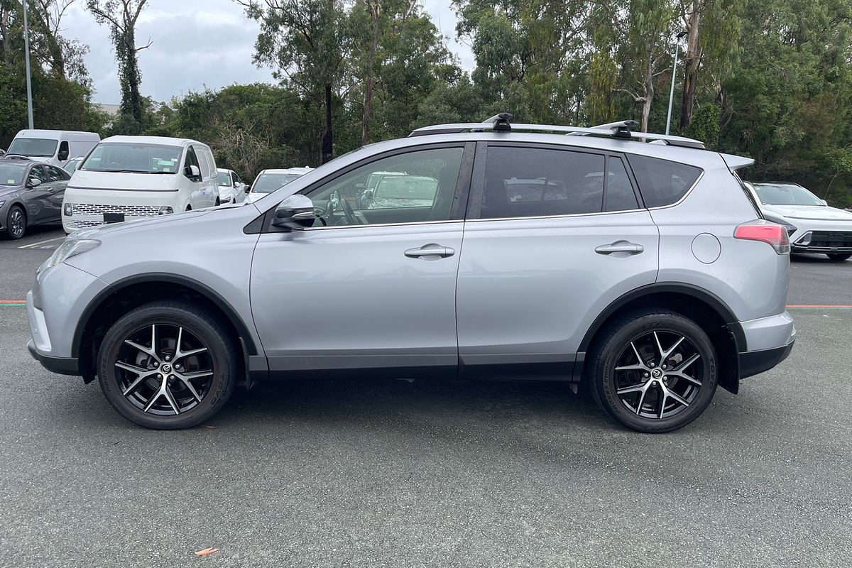 2017 Toyota RAV4 GXL ASA44R