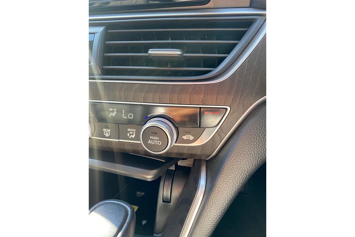 2021 Honda Accord VTi-LX 10th Gen