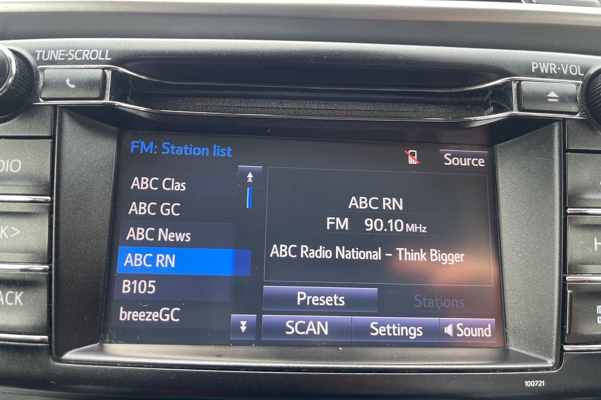 2017 Toyota RAV4 GXL ASA44R